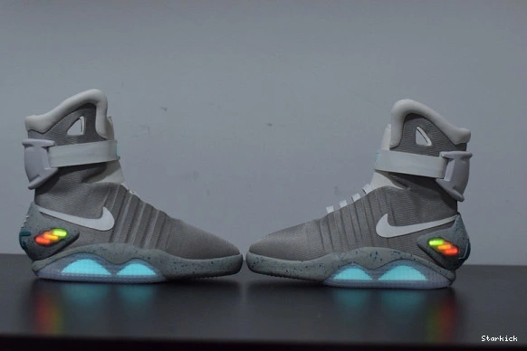 NIKE MAG 0816